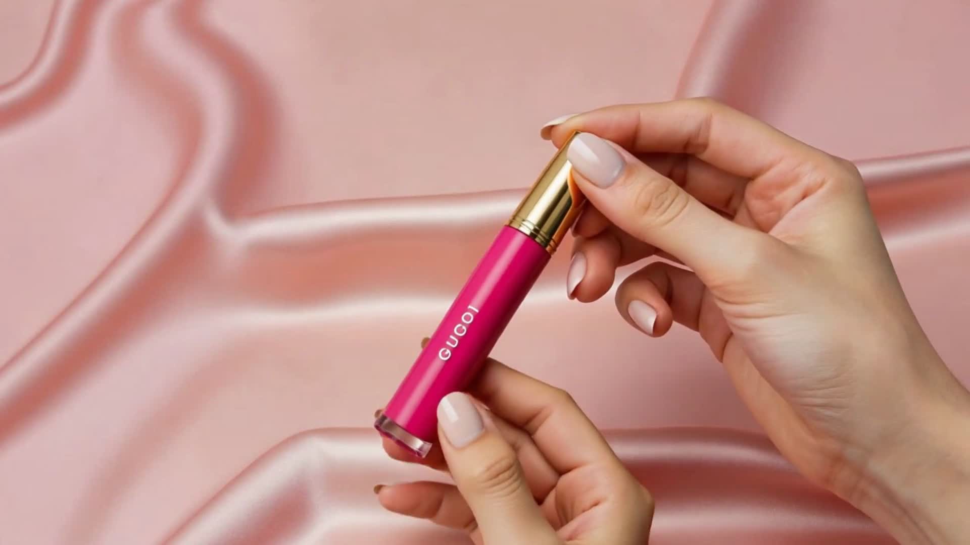 This Gucci Lip Gloss Will Make Your Lips Look EXPENSIVE ✨